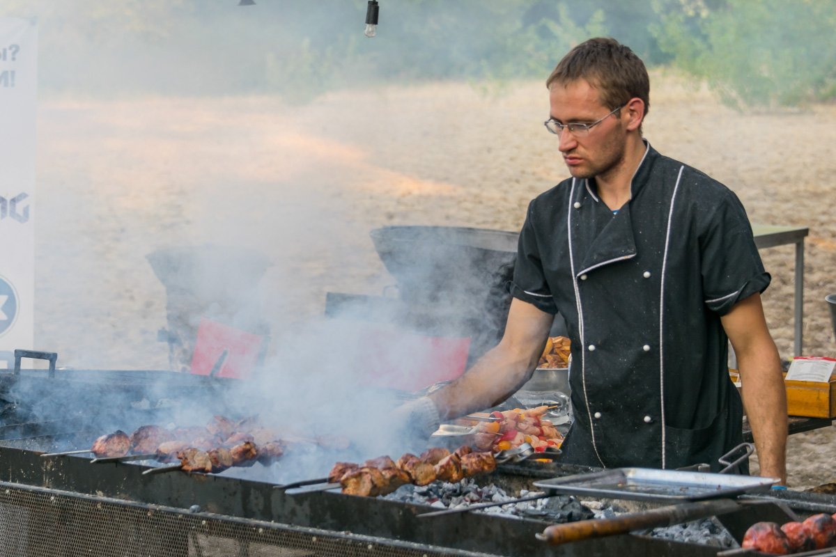 Куда же без шашлыка?