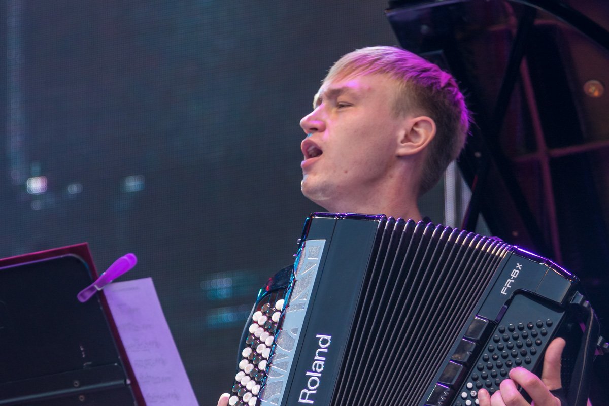 На сцене выступали лучшие представители джаза в своих странах