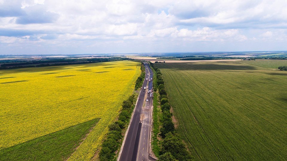 В Днепропетровской области капитально ремонтируют трассы В Днепропетровской области капитально ремонтируют трассы