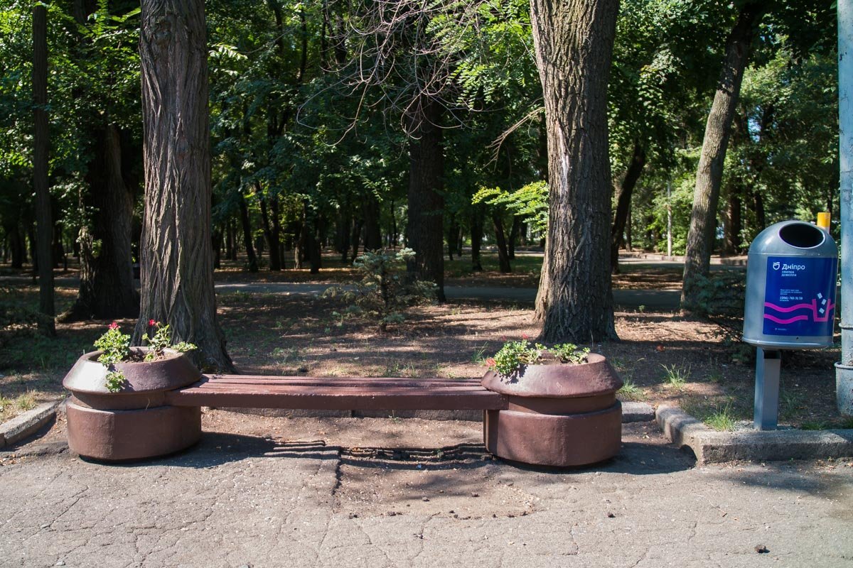 Неловкое соседство прошлого и настоящего