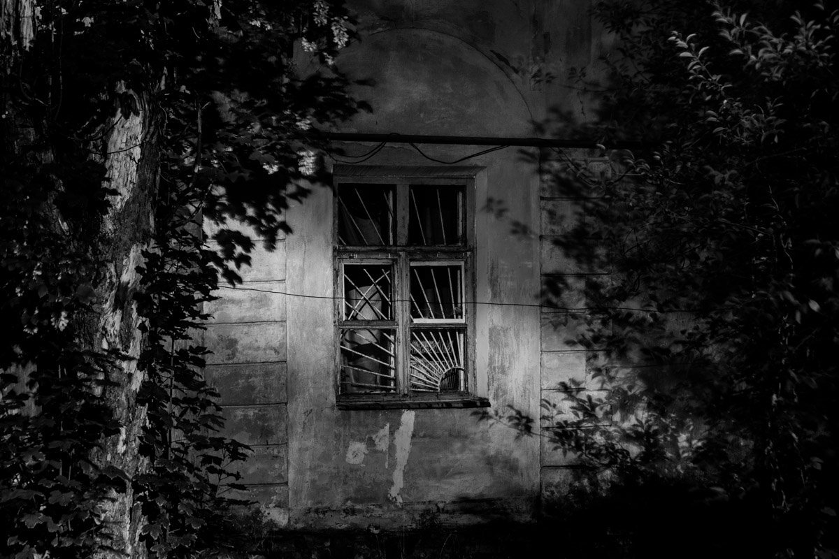 С очень реалистичной графикой