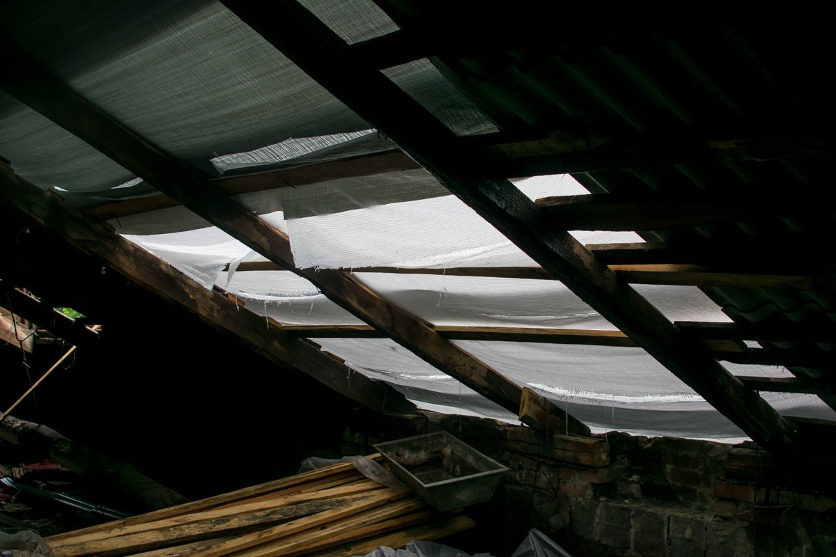 Гидробарьер не спасает жильцов от потопа