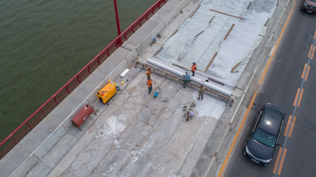 Временный асфальт был демонтирован новым подрядчиком