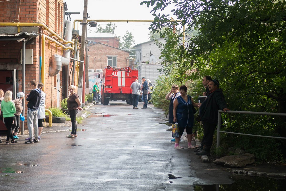 Спасатели немедленно прибыли на место Спасатели немедленно прибыли на место