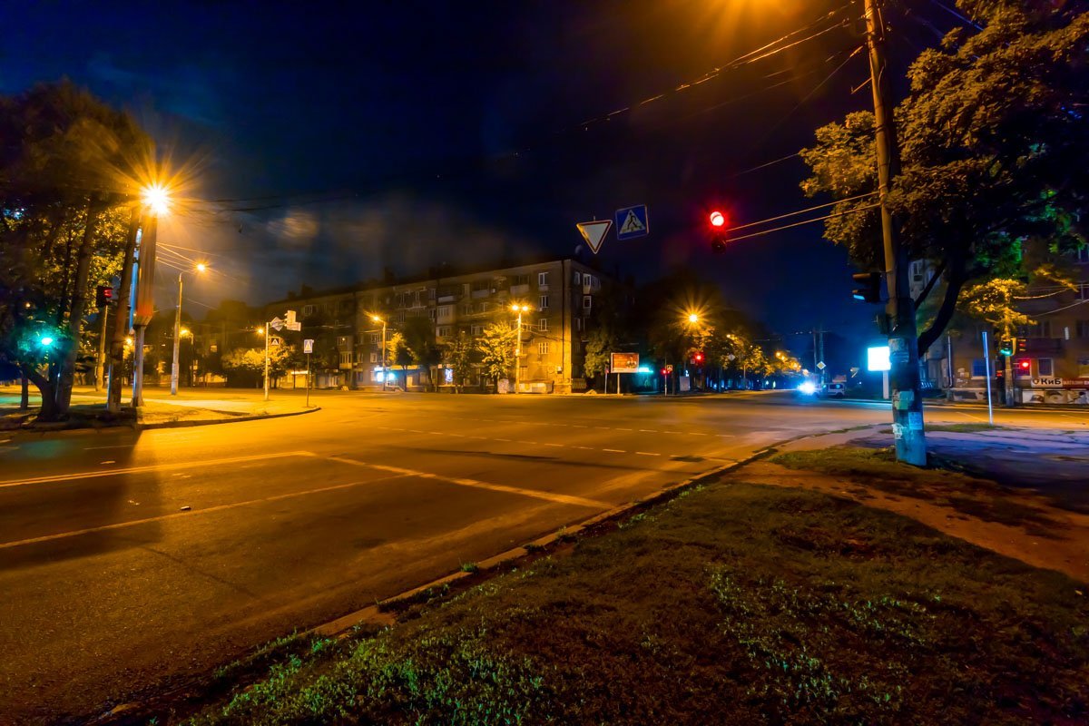 Несмотря на то, что автомобилей почти нет Несмотря на то, что автомобилей почти нет