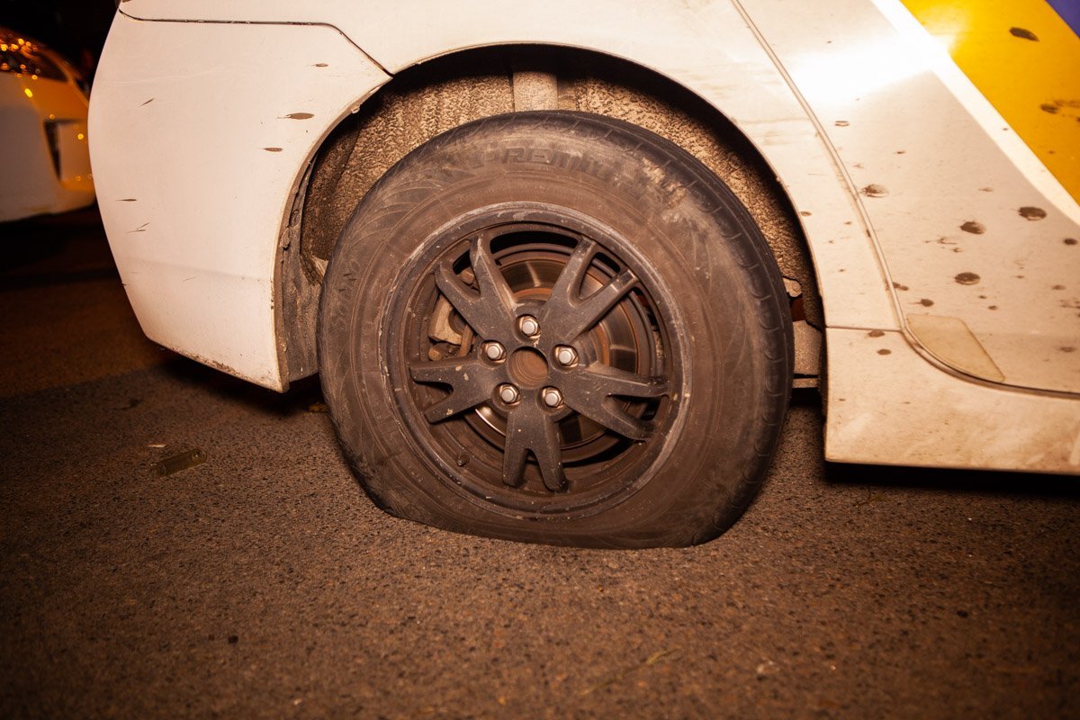 А вот автомобилям пришлось несладко А вот автомобилям пришлось несладко