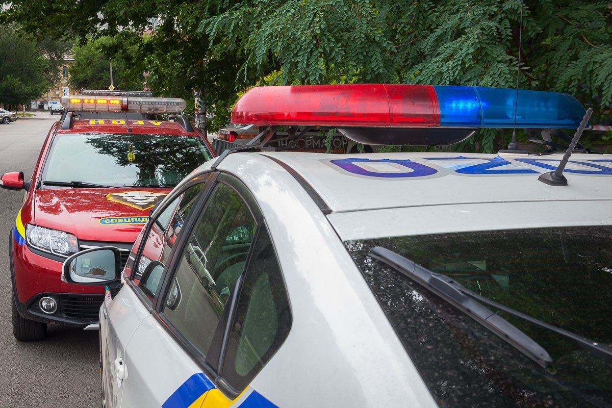 На месте работали сотрудники патрульной полиции, СОГ и взрывотехники 