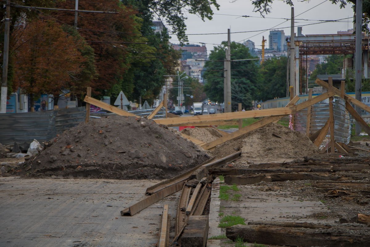 Полотно трамвайных путей изменило свое расположение