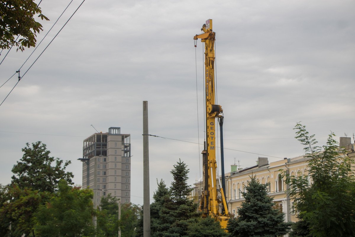 Возле горсовета больше не ходят трамваи