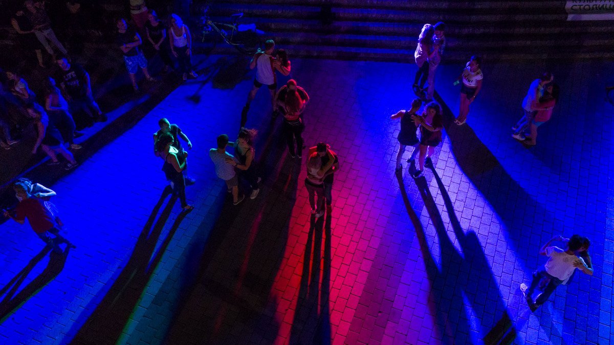 Дым сигарет с ментолом Дым сигарет с ментолом