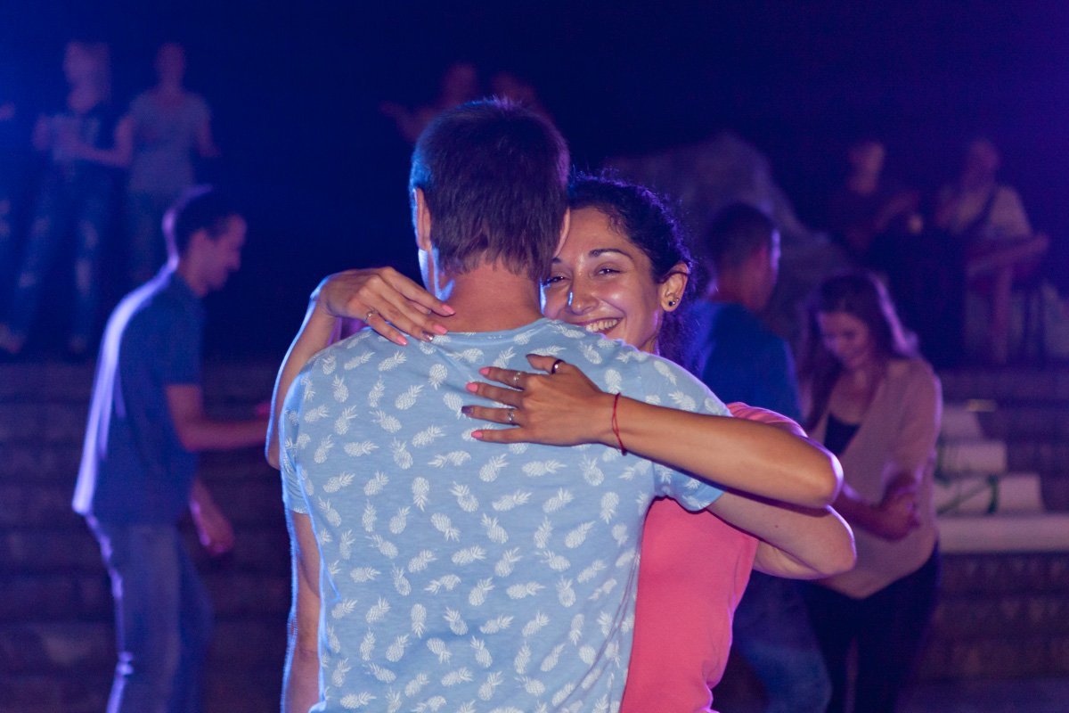 Зачем смотреть в глаза партнера, когда рядом Информатор Зачем смотреть в глаза партнера, когда рядом Информатор