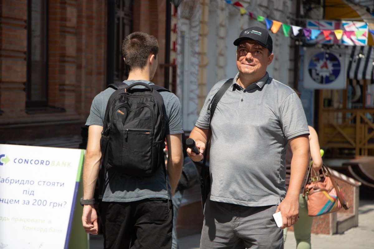 Соблюдайте оптимальный звуковой режим. Ну пожалуйста