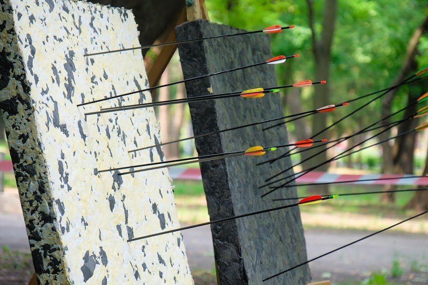 Участники АТО и их родные осваивали стрельбу из лука 12