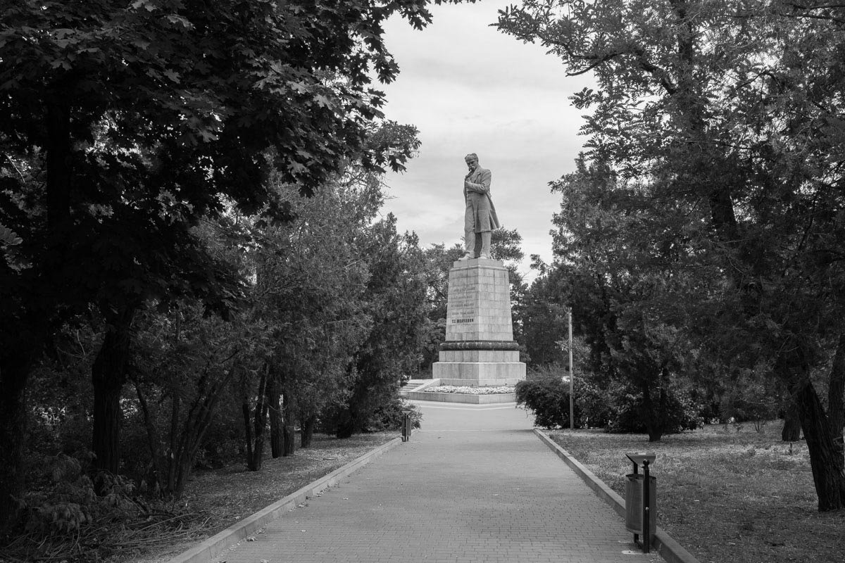 Даже Тарас Григориевич приуныл Даже Тарас Григориевич приуныл