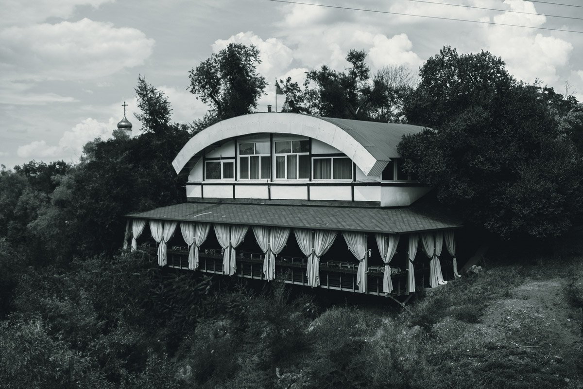 Удивительный контраст Днепра Удивительный контраст Днепра