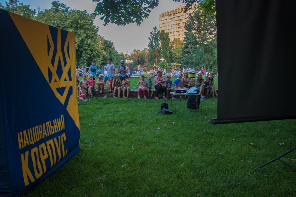 Подобные кинопоказы планируют проводить в разных районах города Подобные кинопоказы планируют проводить в разных районах города