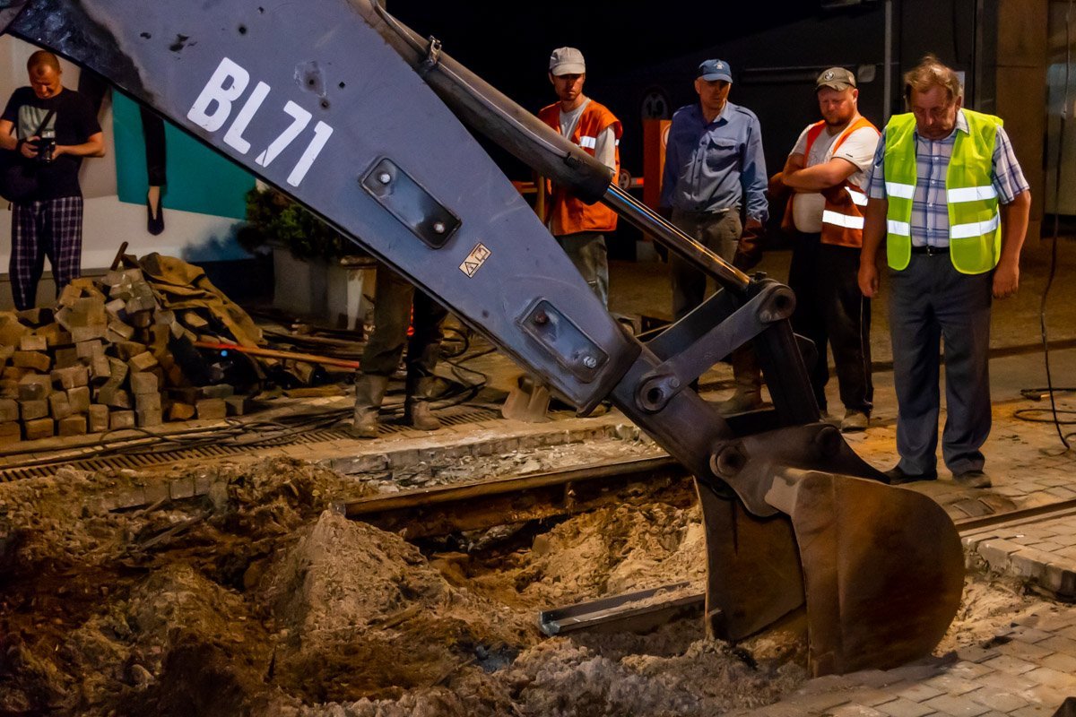 Жителям центра сегодня не до сна Жителям центра сегодня не до сна