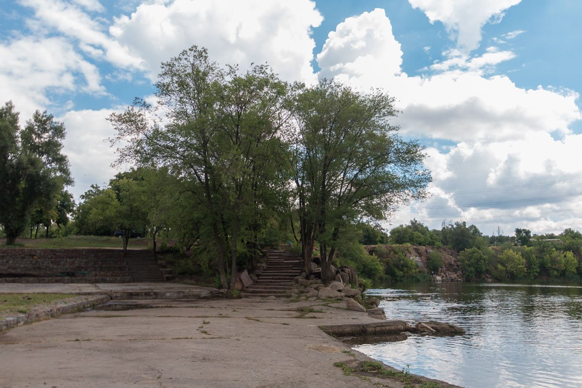 На территории карьера - чистота