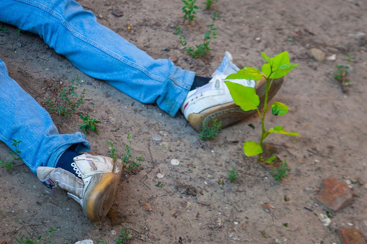 Личность погибшего и обстоятельства смерти на данный момент не установлены Личность погибшего и обстоятельства смерти на данный момент не установлены