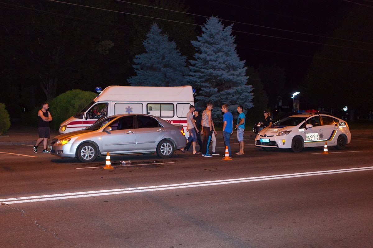 Авария произошла на Сичеславской Набережной, недалеко от VARUS