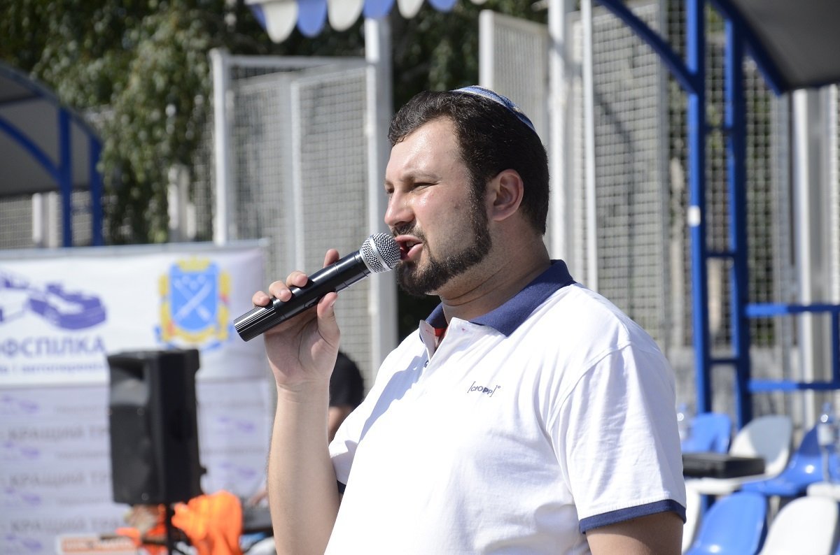 В Днепре прошло необычное дерби между патрульными и автомобилистами 7