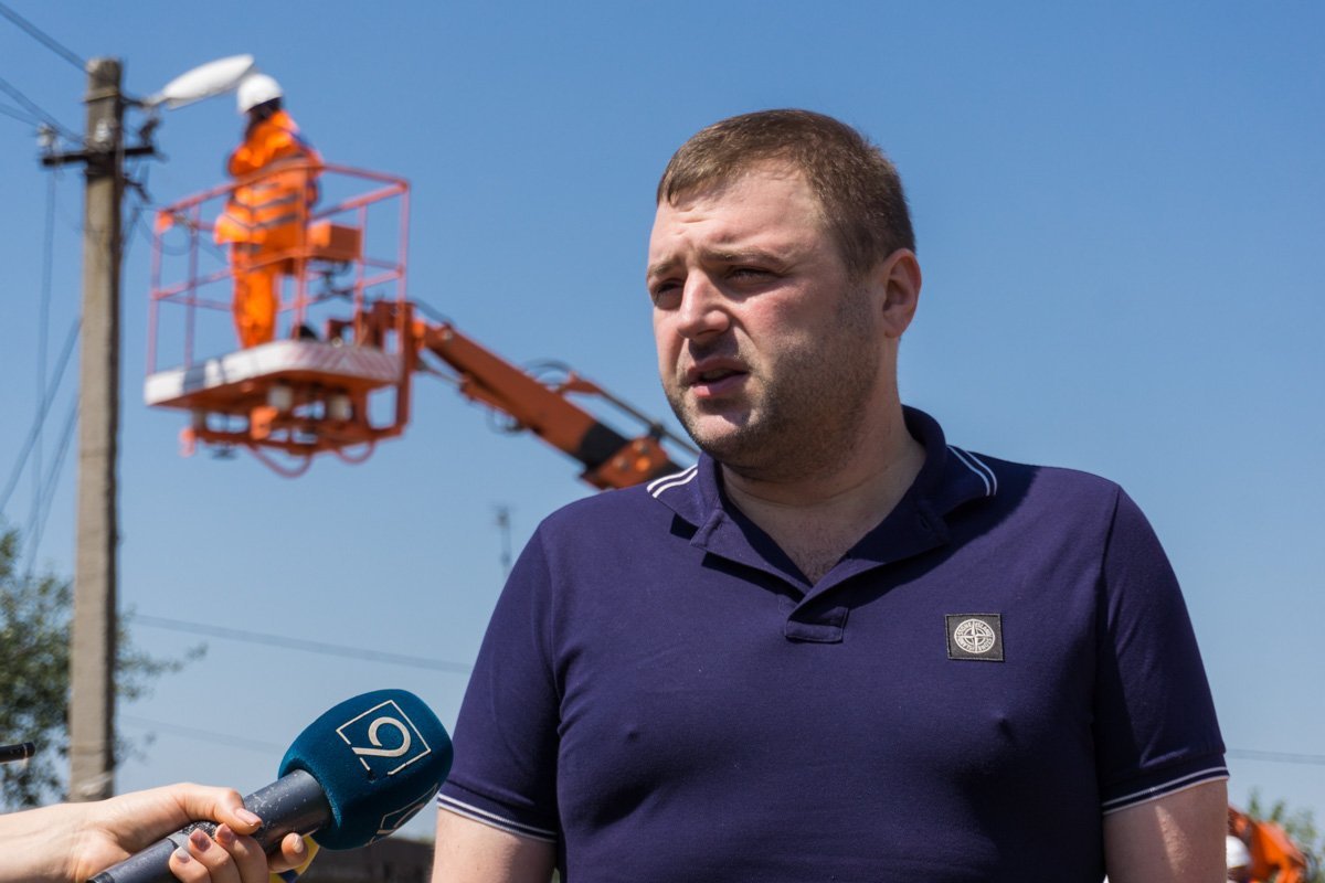 До конца года планируется отремонтировать освещение еще 27 улиц До конца года планируется отремонтировать освещение еще 27 улиц