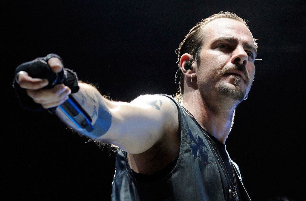 ADAM GONTIER ADAM GONTIER