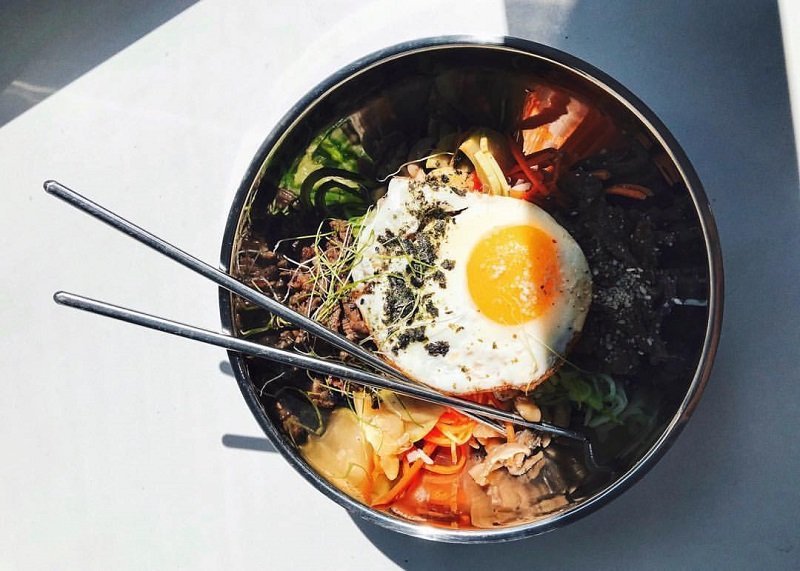 Корейская кухня очень разнообразна, здесь есть не только острые блюда Корейская кухня очень разнообразна, здесь есть не только острые блюда