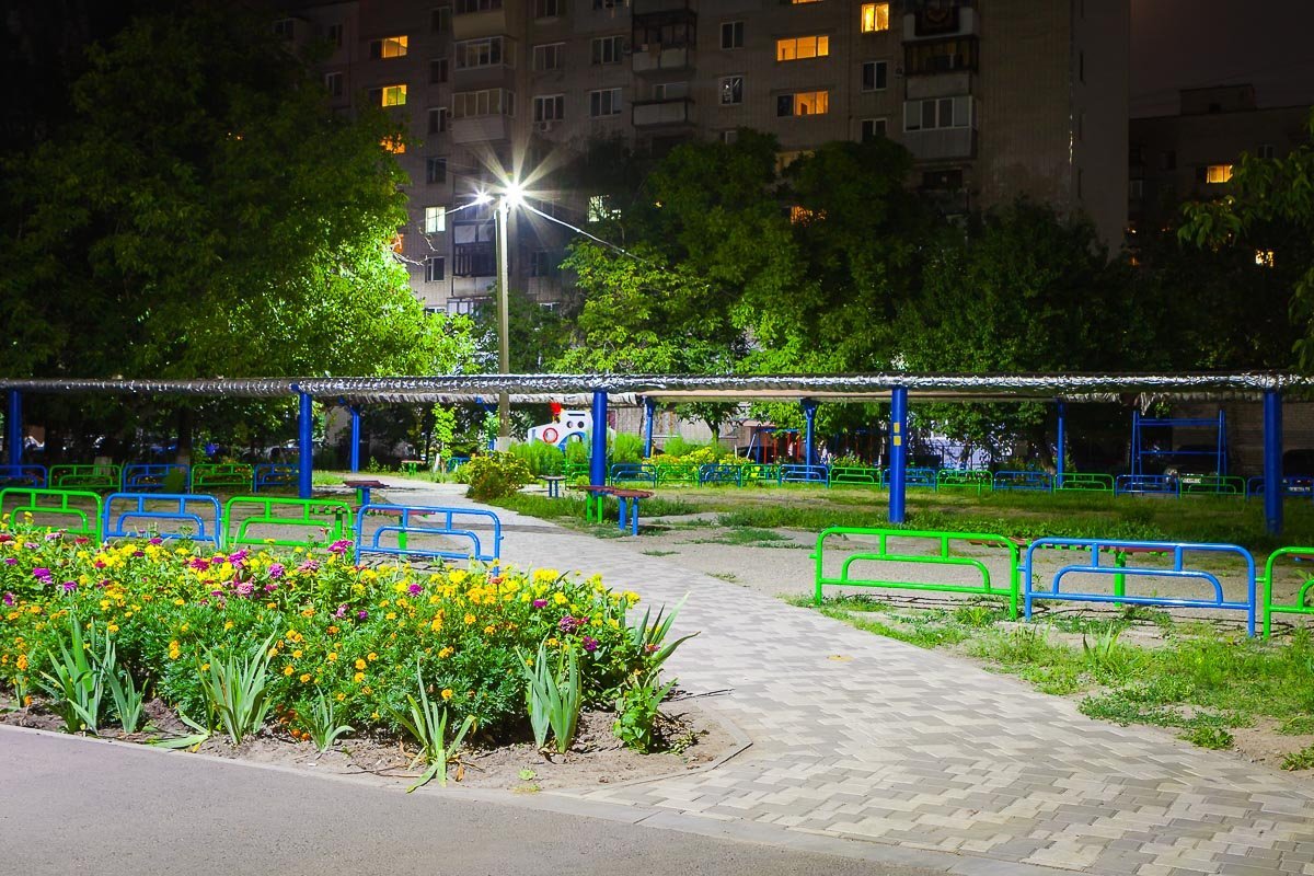 Красочные и ухоженные дворики - гулять здесь одно удовольствие