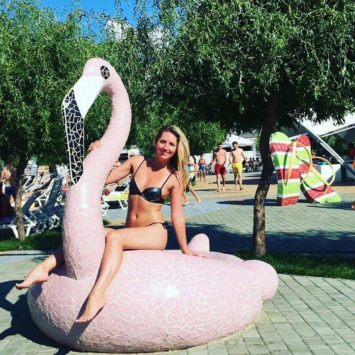 Многие мужчины мечтали бы оказаться на месте этого фламинго