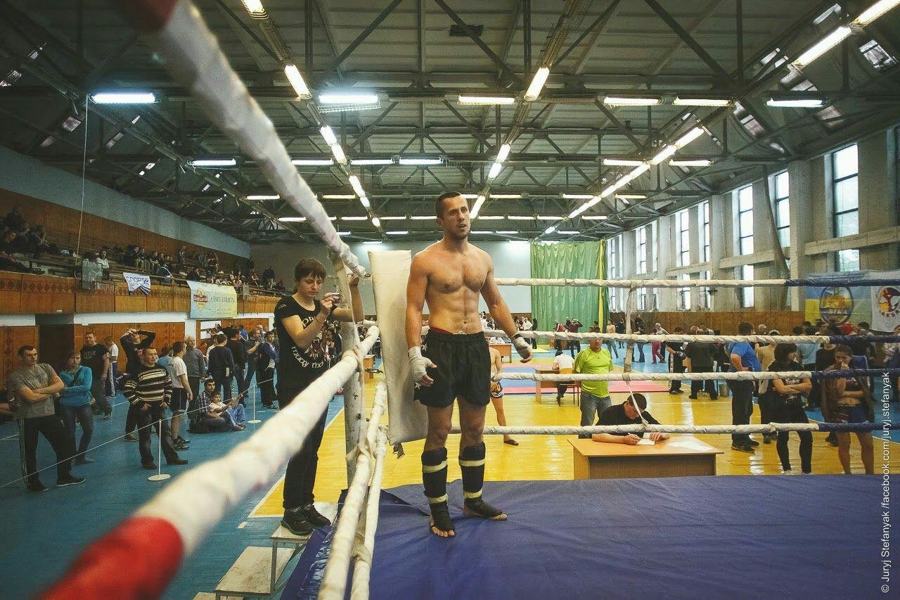 Интересные личности Днепра: кикбоксер Владислав Кожурин рассказал о своих планах и достижениях в мире спорта 4