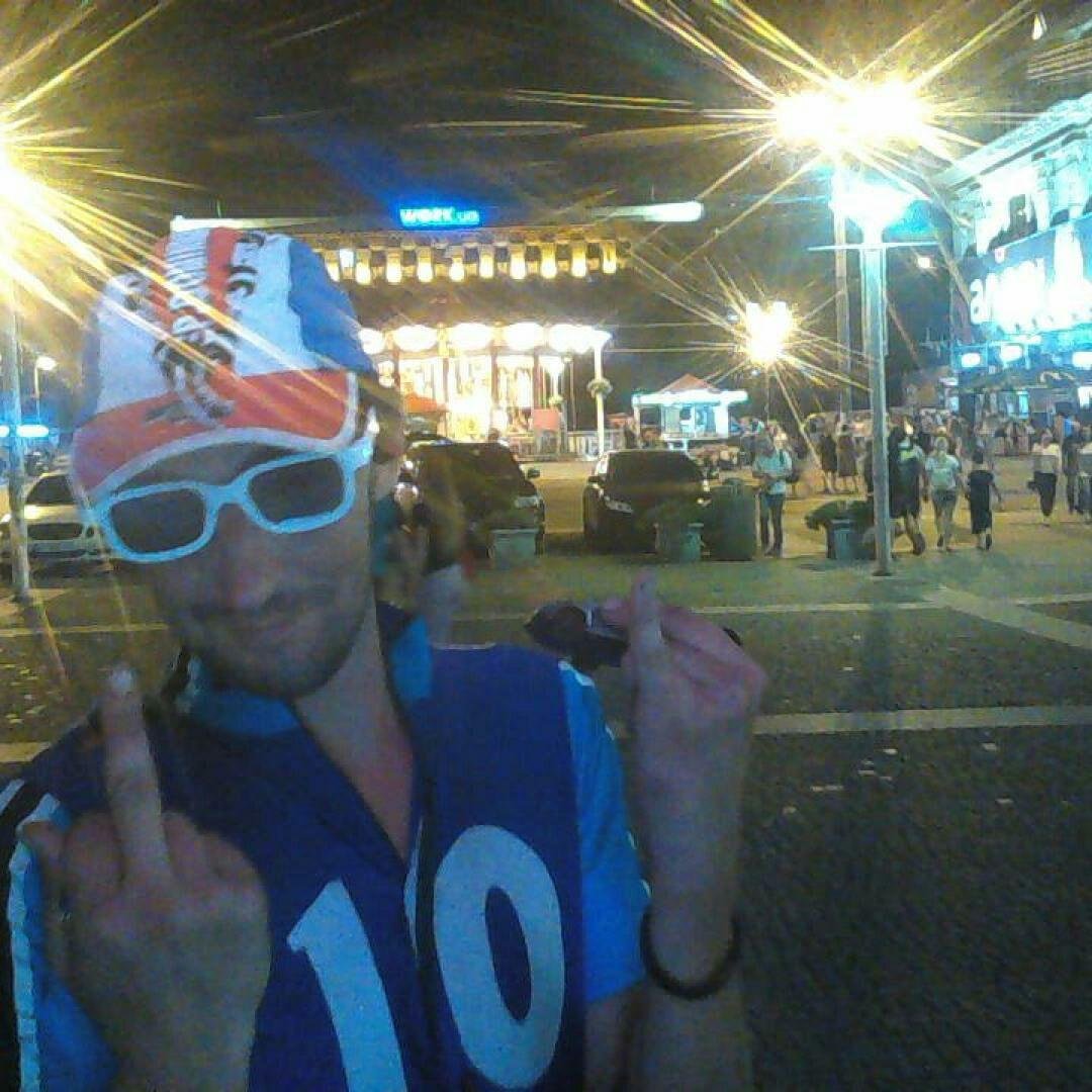 Но свой секрет не поведает Но свой секрет не поведает