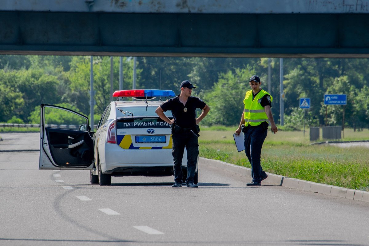 Движение в сторону центра перекрыто Движение в сторону центра перекрыто