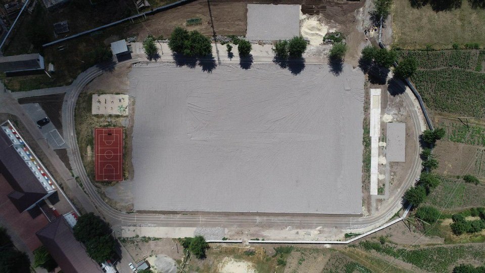 Стадион строят рядом с опорной школой