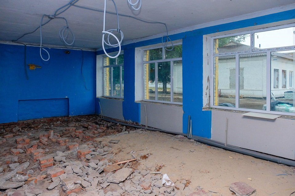 Школу отремонтируют и снаружи, и изнутри