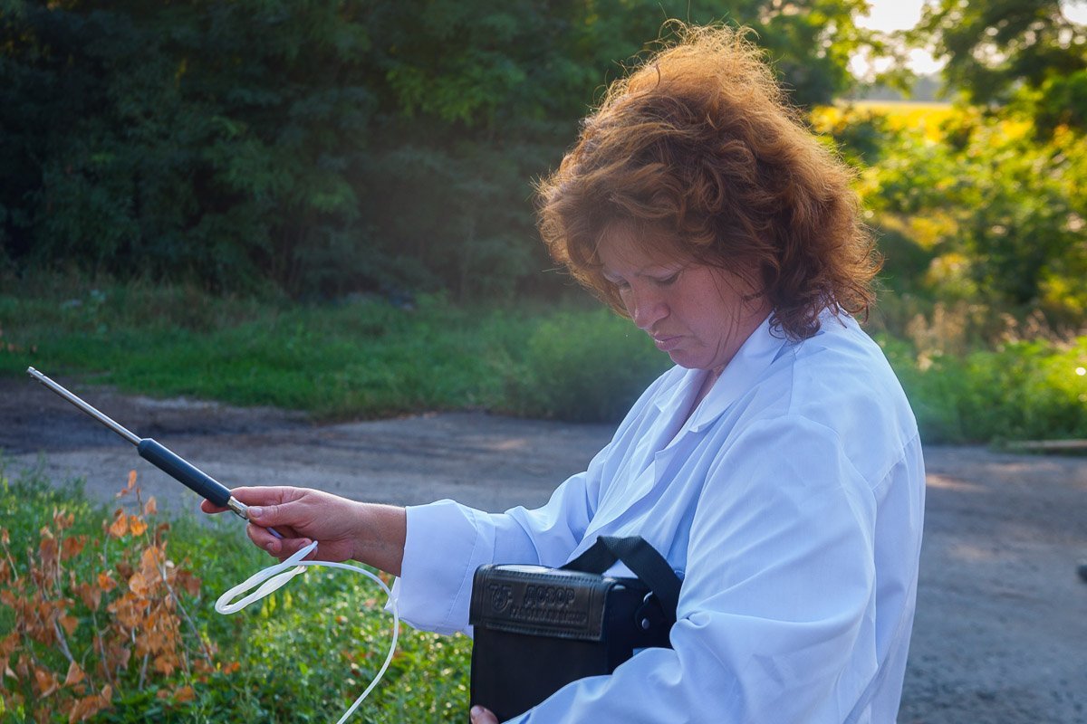 На месте уже измеряют фон 