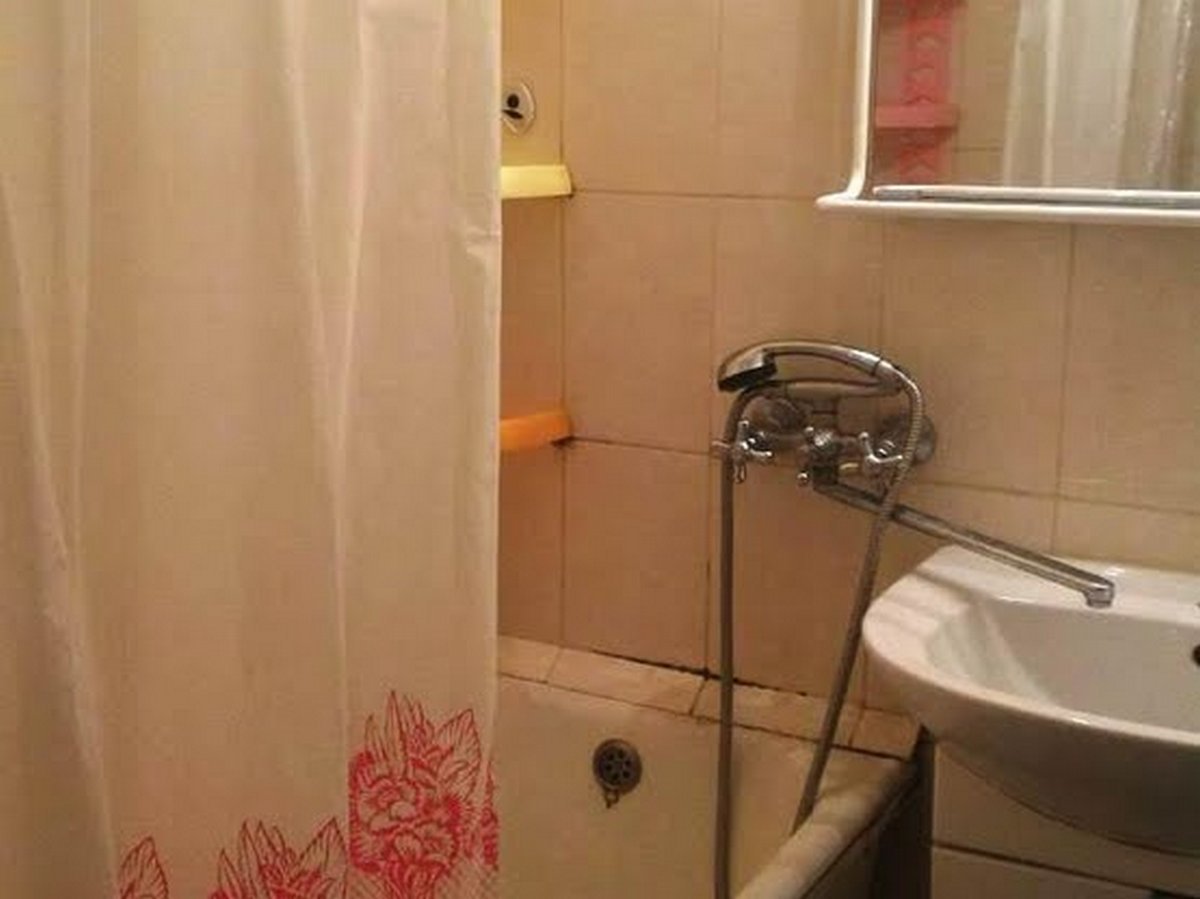 Хозяин почему-то решил, что одного фото ванны будет волне достаточно Хозяин почему-то решил, что одного фото ванны будет волне достаточно