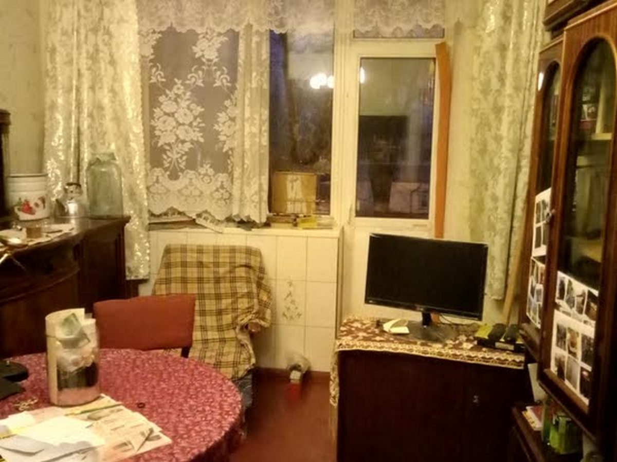 В квартире нужно убраться В квартире нужно убраться