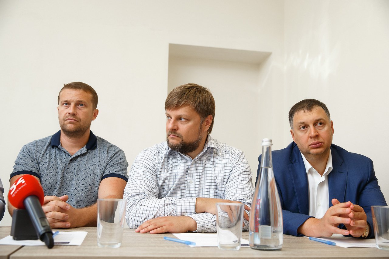 Слева - Иван Таран, в центре - Юрий Задоя, справа - Андрей Бродский