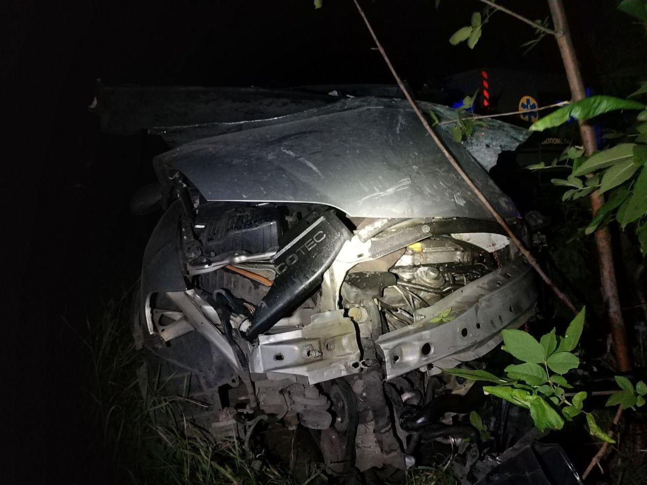 Под Днепром автобус "Интерпайп" столкнулся с Opel и перевернулся: пострадали больше 10 человек 8