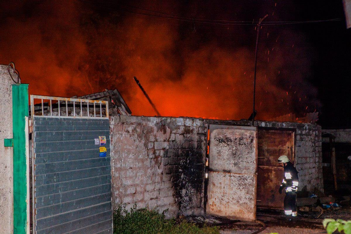 Внутри здания никто не находился