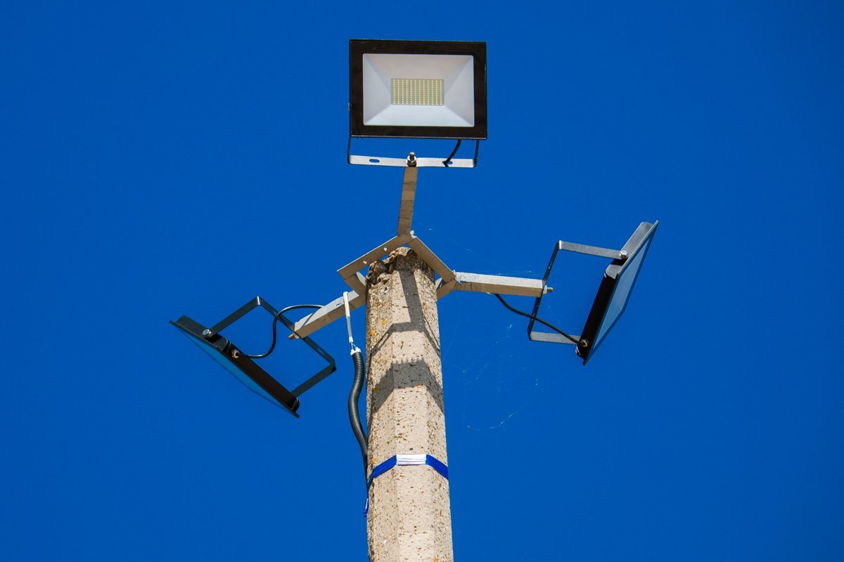 Теперь даже ночью на пляже будет достаточно светло