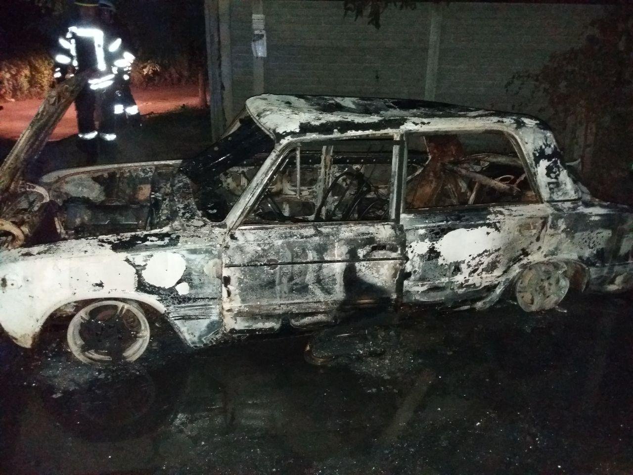 ВАЗ загорелся на ходу ВАЗ загорелся на ходу