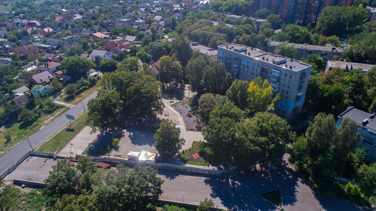 Парк долго был бесхозным Парк долго был бесхозным