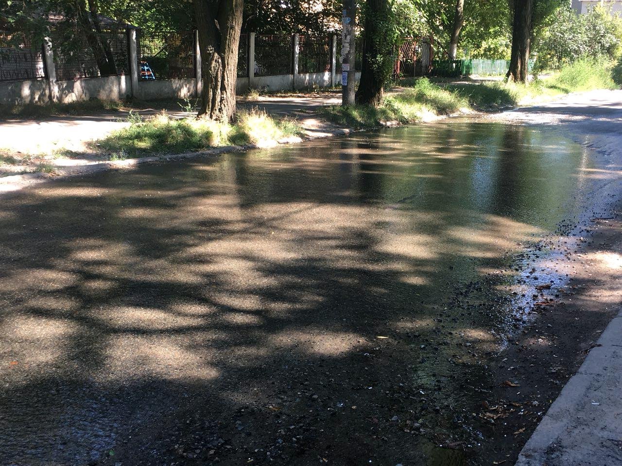 Улицы напоминают реки Улицы напоминают реки