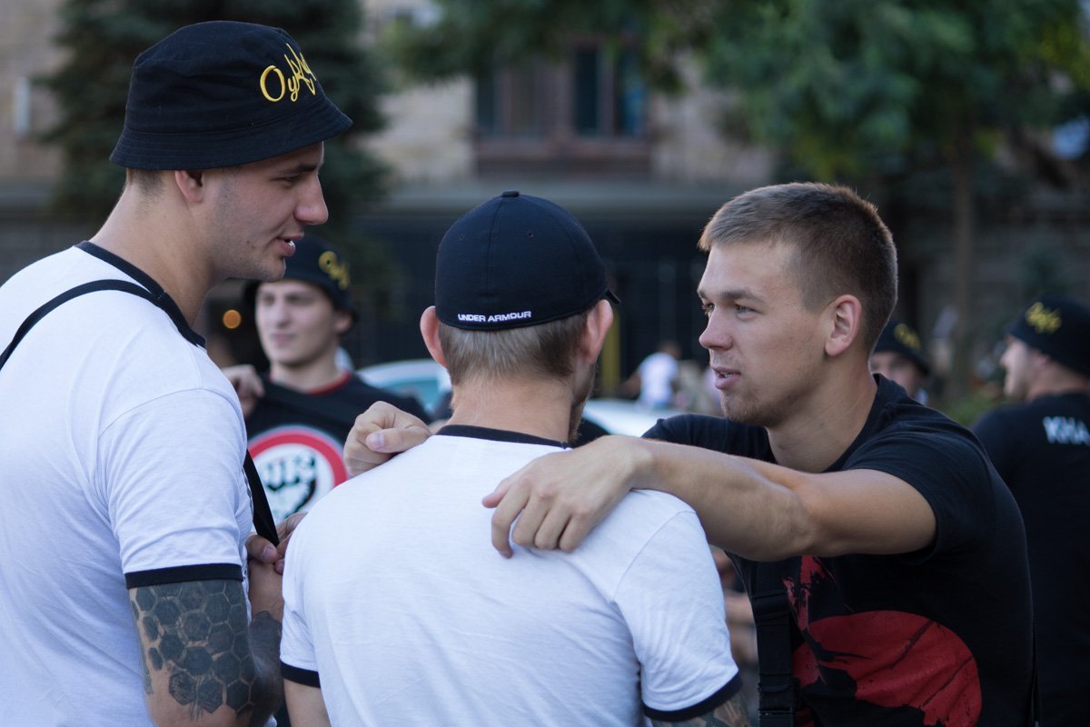 Брат за брата, все дела Брат за брата, все дела