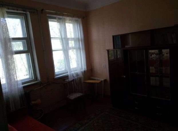 Имеет отельный выход, отдельное отопление, газ и воду Имеет отельный выход, отдельное отопление, газ и воду