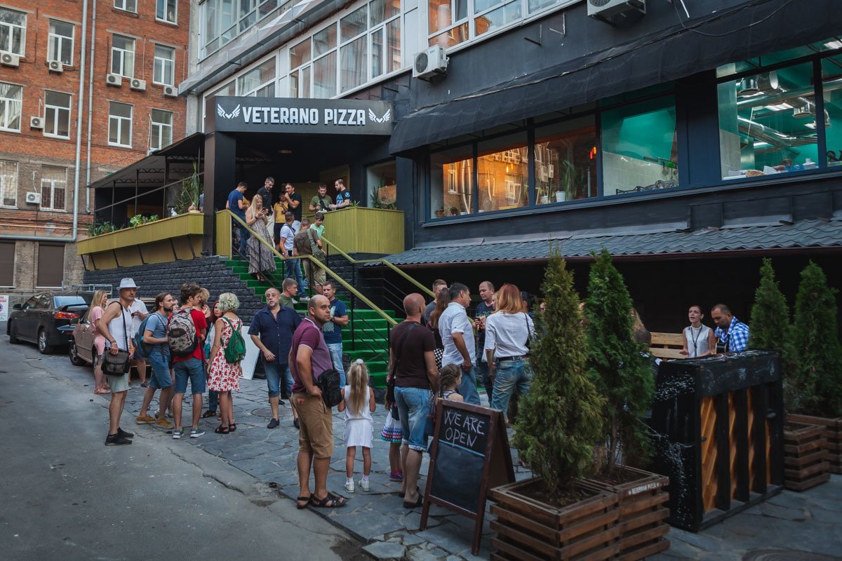 В Днепре открылся обновленный ресторан Veterano Pizza