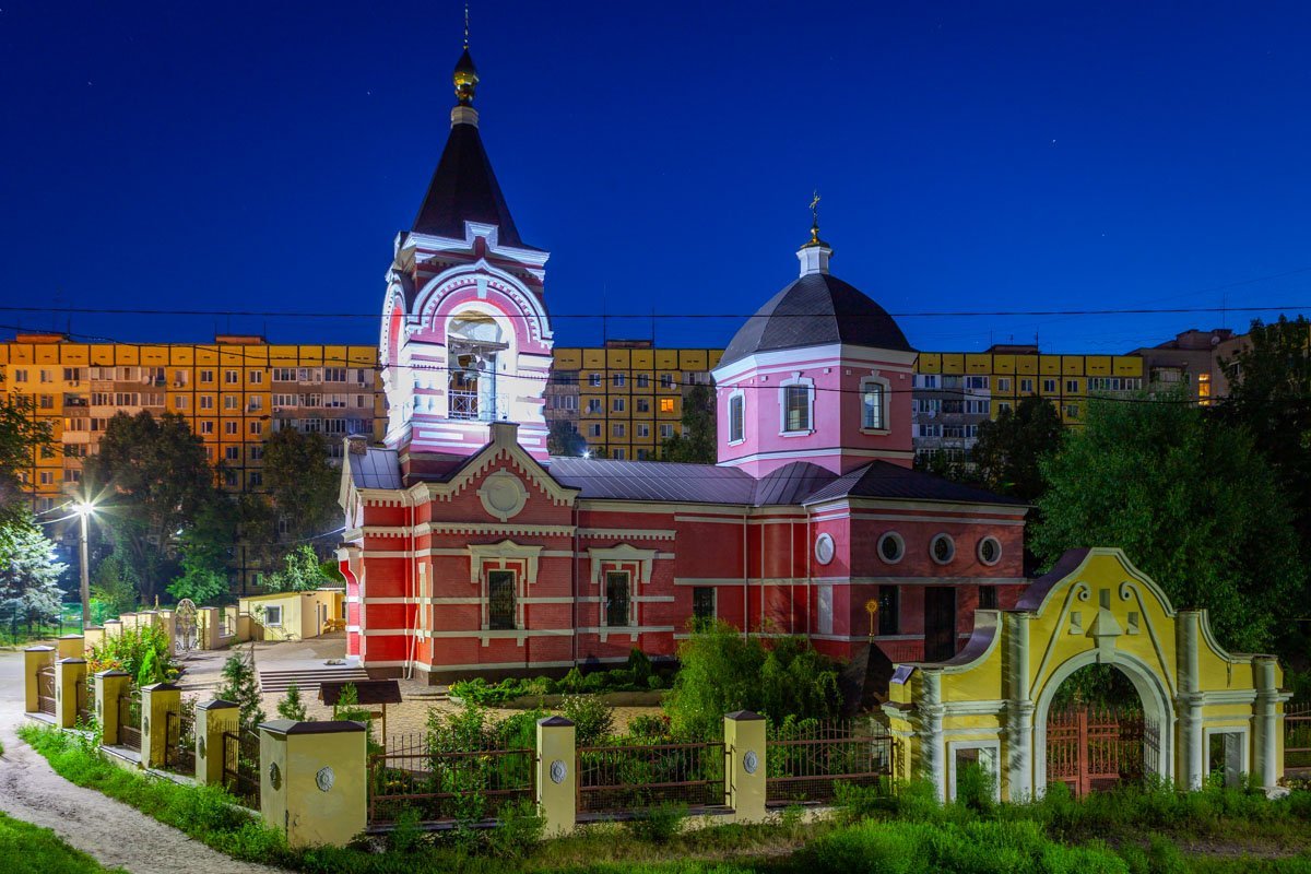 Крестовоздвиженская церковь