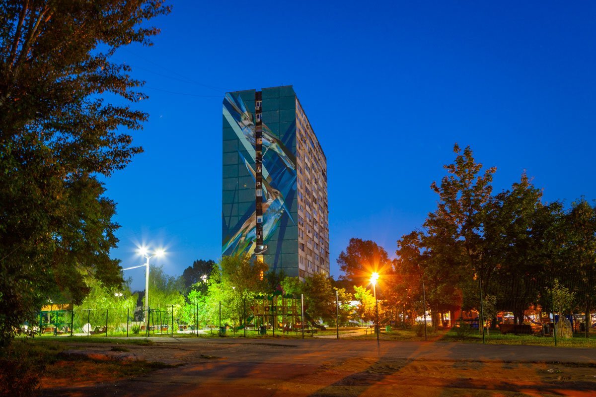 Мурал цвета неба